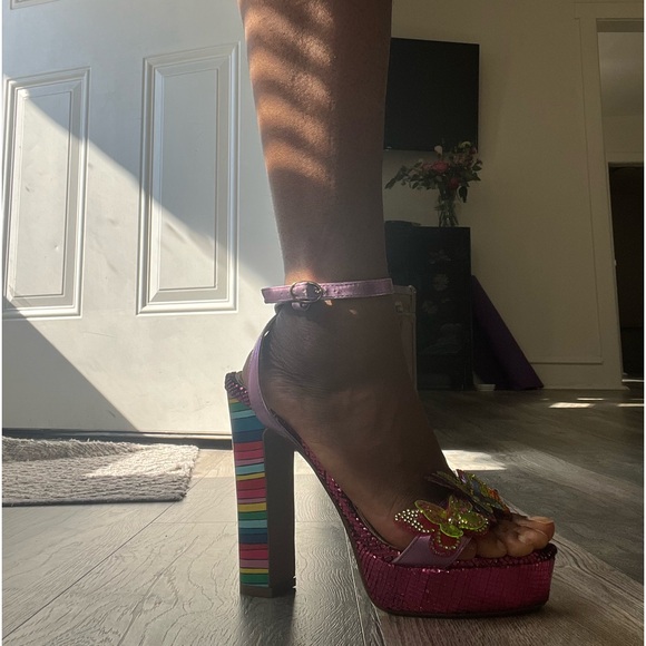 Betsey Johnson shoe - Picture 10 of 11